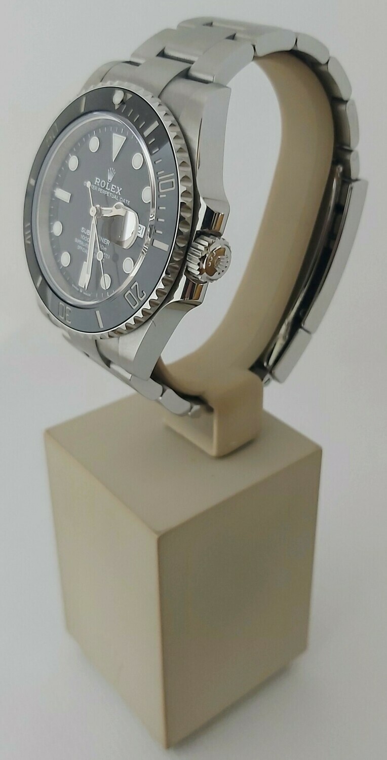 Rolex Submariner 126610LN - Full Set - Dec 2020