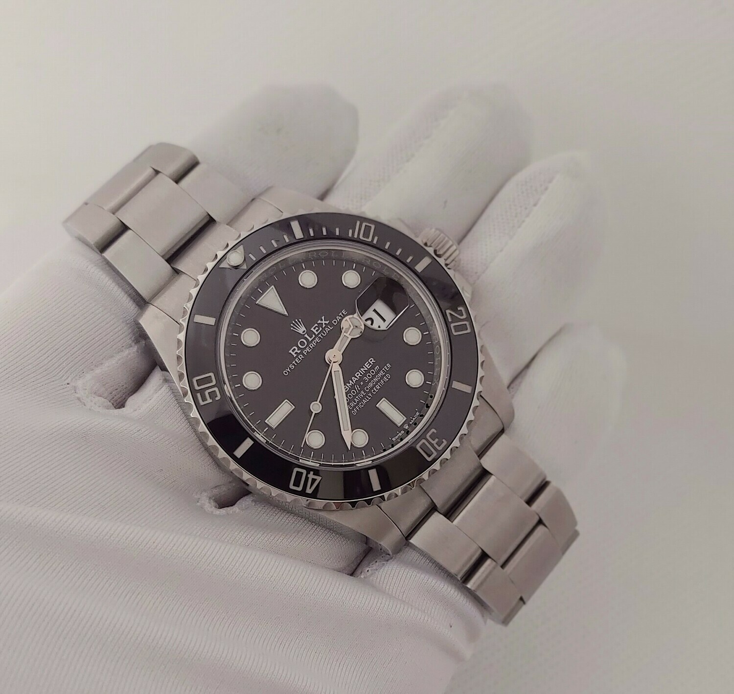 Rolex Submariner 126610LN - Full Set - Dec 2020