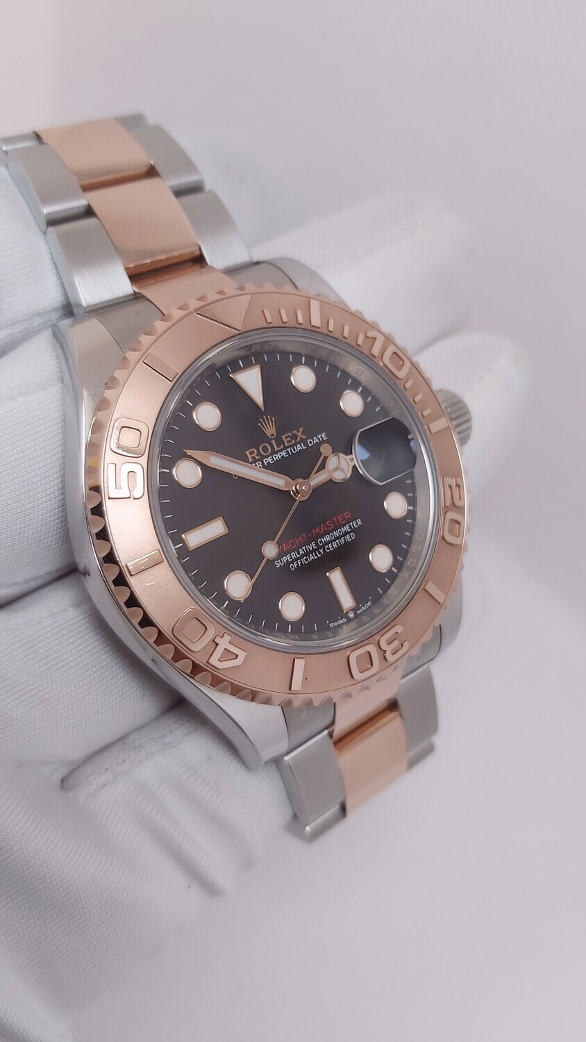Yacht-Master 40 126621 - Black Dial - 18k Rose Gold &amp; Stainless Steel