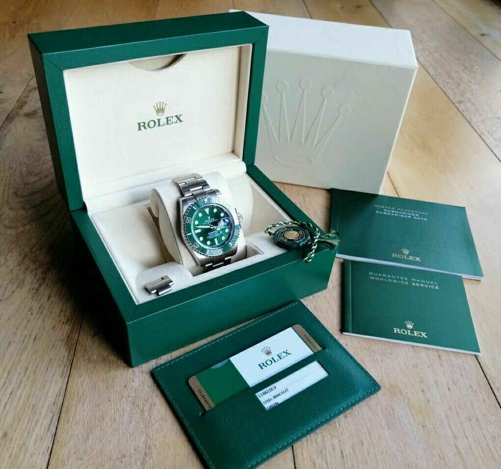 Rolex Submariner 116610LV Hulk - 2016