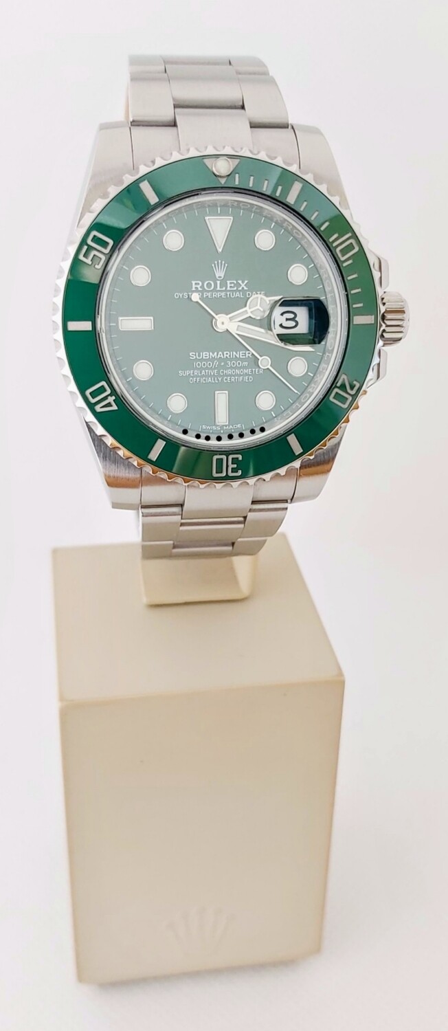 Rolex Submariner 116610LV Hulk - 2016
