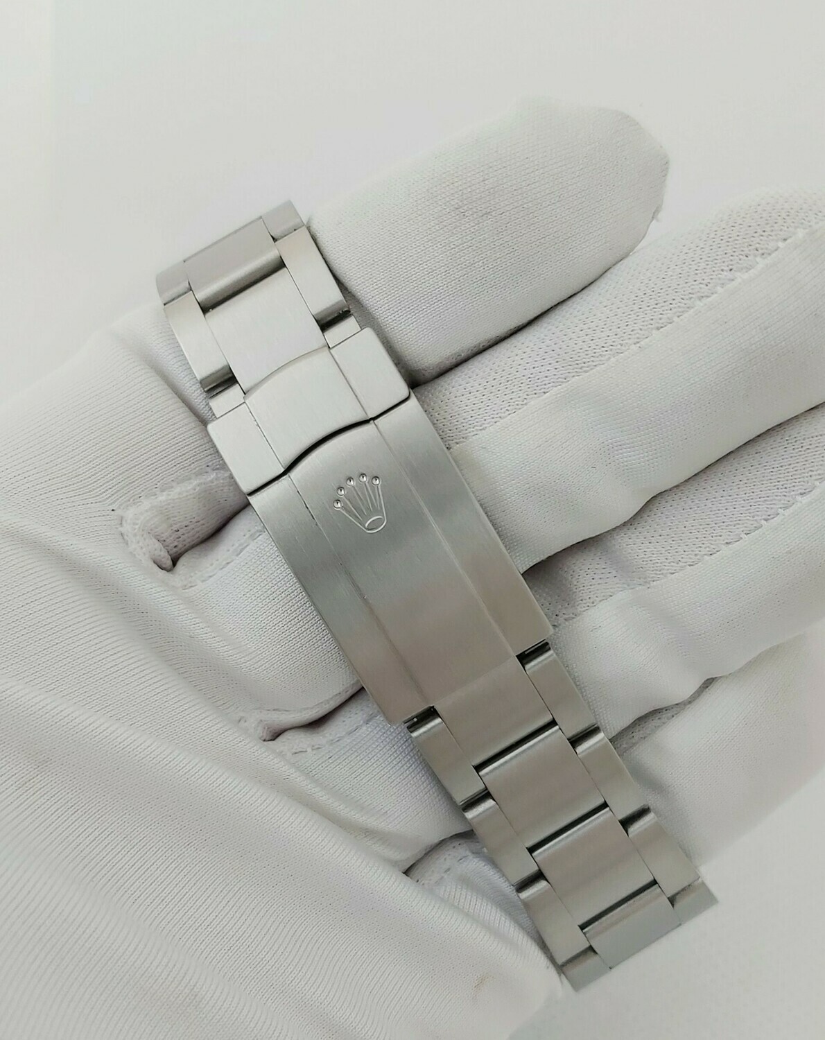 Rolex Airking 116900 - 2018 Full Set - Discontinued Model - Superb Condition