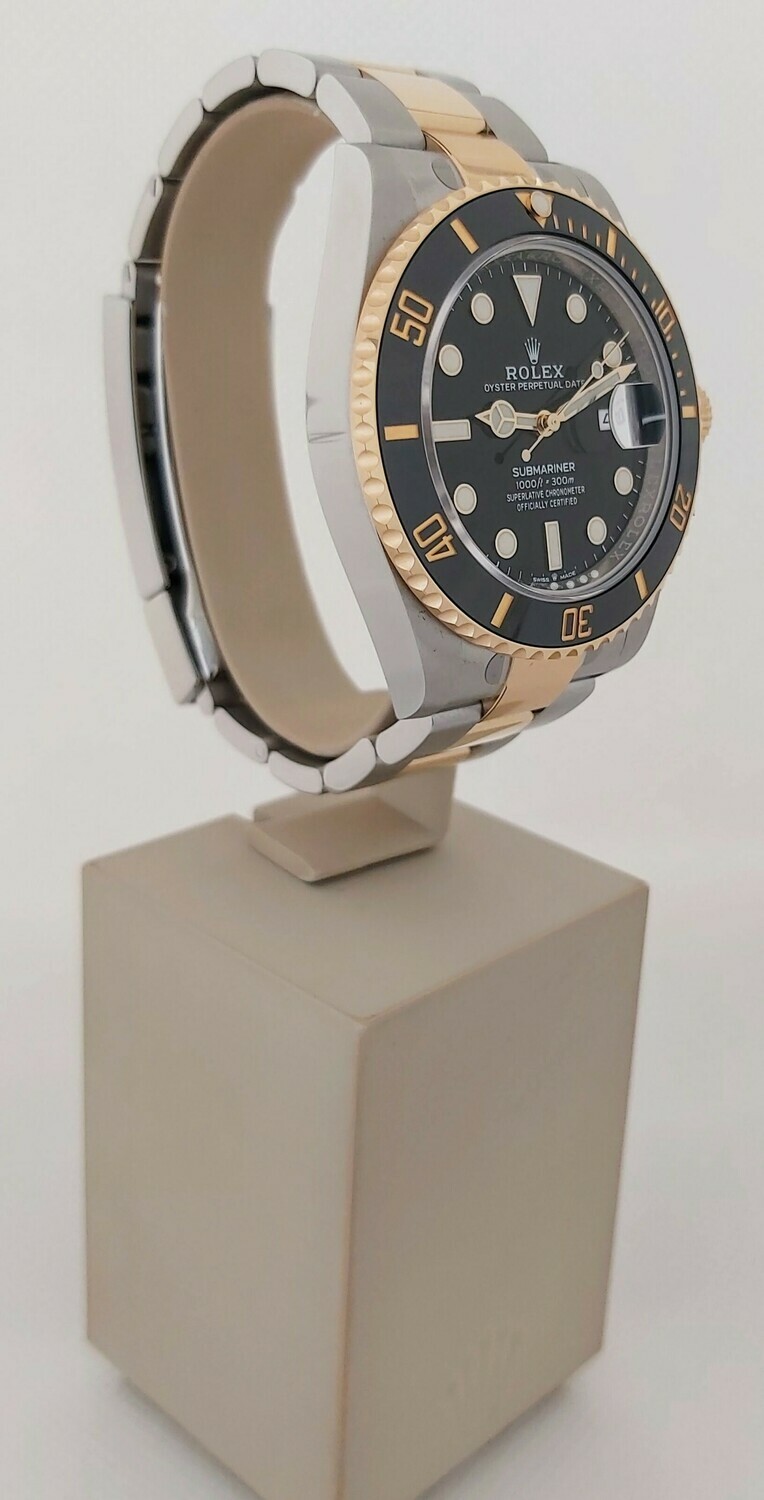 Rolex Submariner 126613LN - Full Set - 2021 - New &amp; Unworn