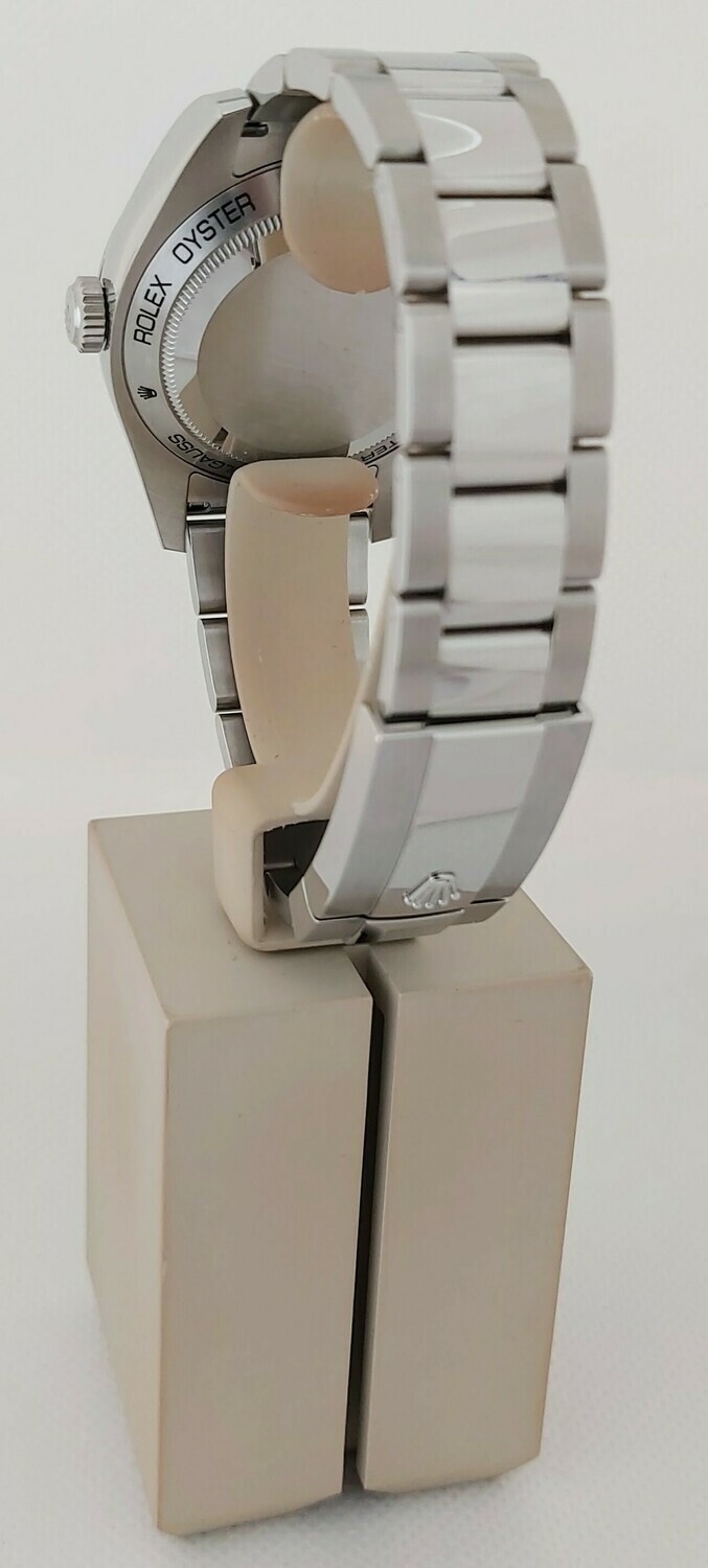 Rolex Milgauss 116400GV, 2020 - Black Dial - Full Set Unworn