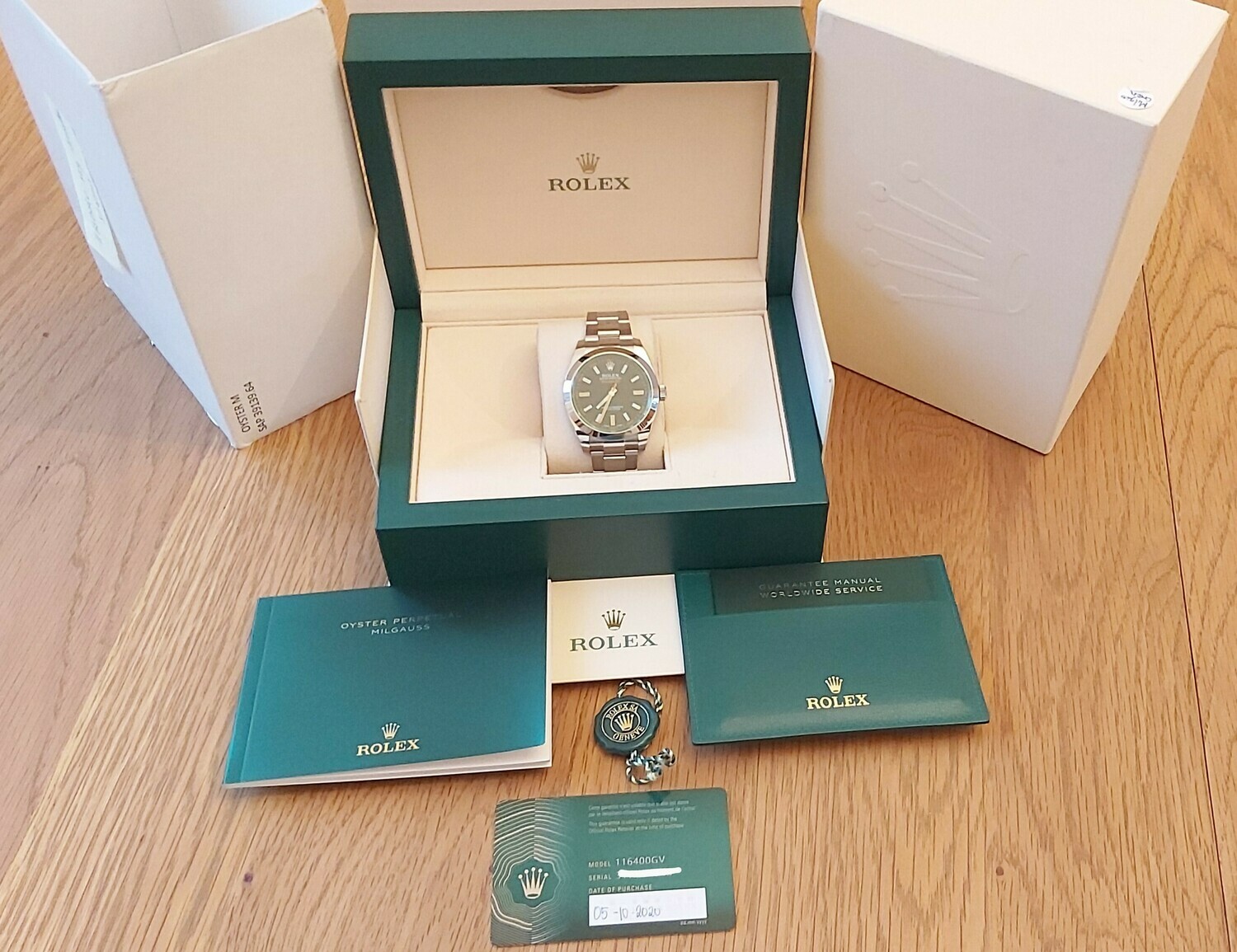 Rolex Milgauss 116400GV, 2020 - Black Dial - Full Set Unworn