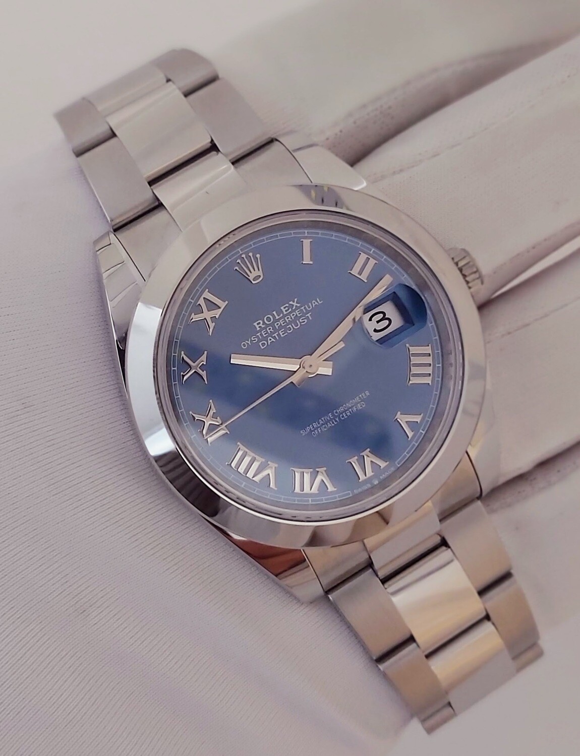 Rolex Datejust 126300 - 41mm Azzuro Blue Dial - Full Set 2021 - New &amp; Unworn