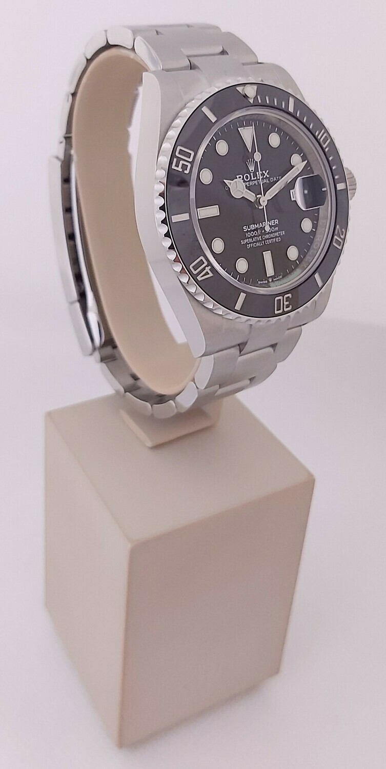 Rolex Submariner 126610LN - 2021 New &amp; Unworn