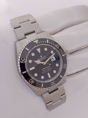 Rolex Submariner 126610LN - 2021 New &amp; Unworn