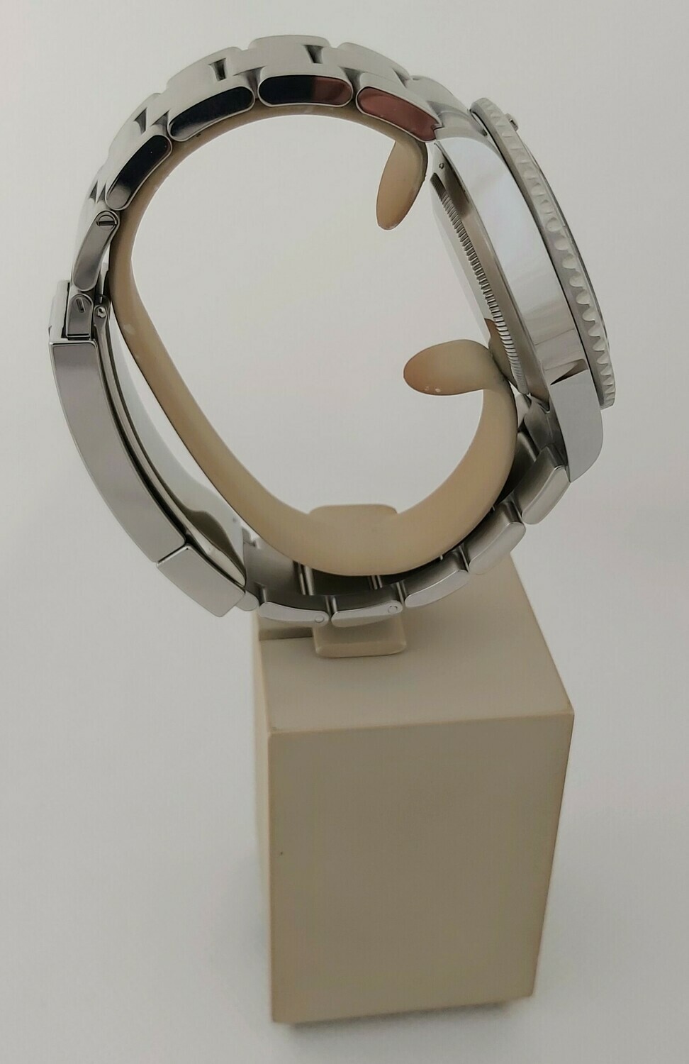 Rolex Submariner 124060, 2021 - New &amp; Unworn