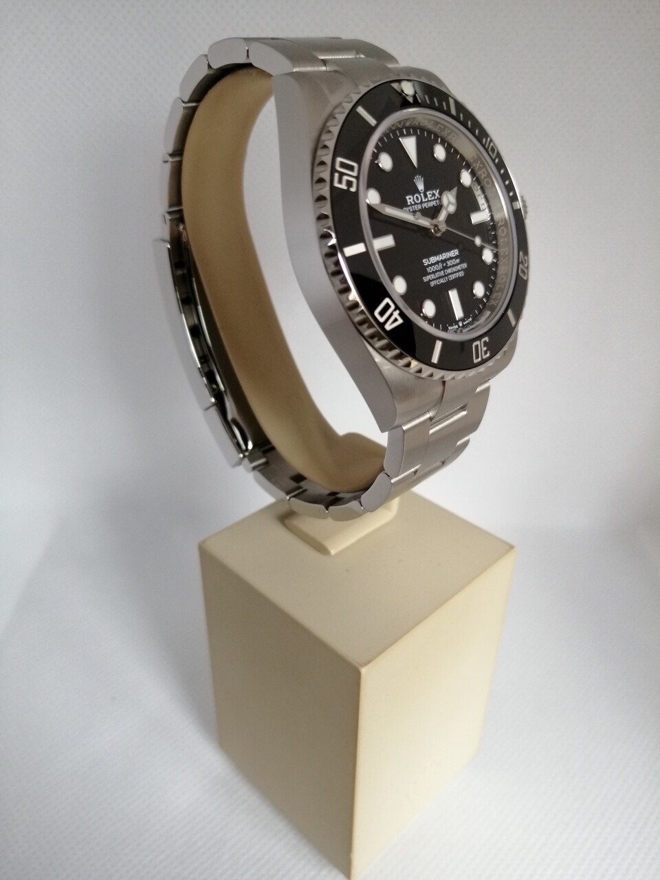 Rolex Submariner 124060, 2021 - New &amp; Unworn