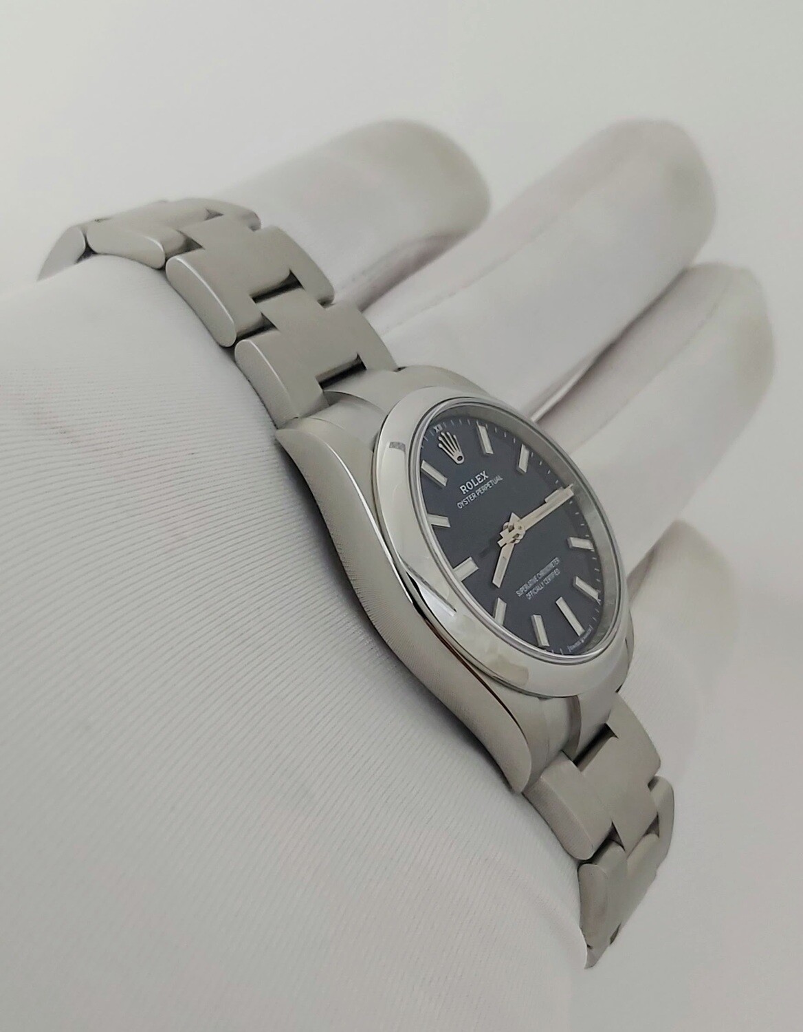 Rolex Oyster Perpetual 124200 - 34mm Blue - 2021 New &amp; Unworn