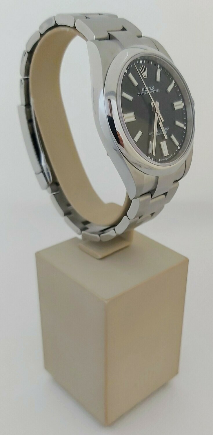 Rolex Oyster Perpetual 41 - Black Dial - 2021 Unworn Full Set