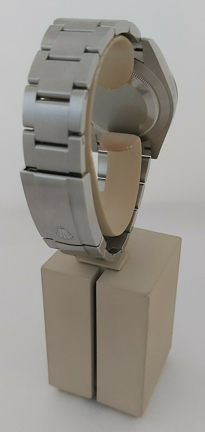 Rolex Oyster Perpetual 41 - Black Dial - 2021 Unworn Full Set