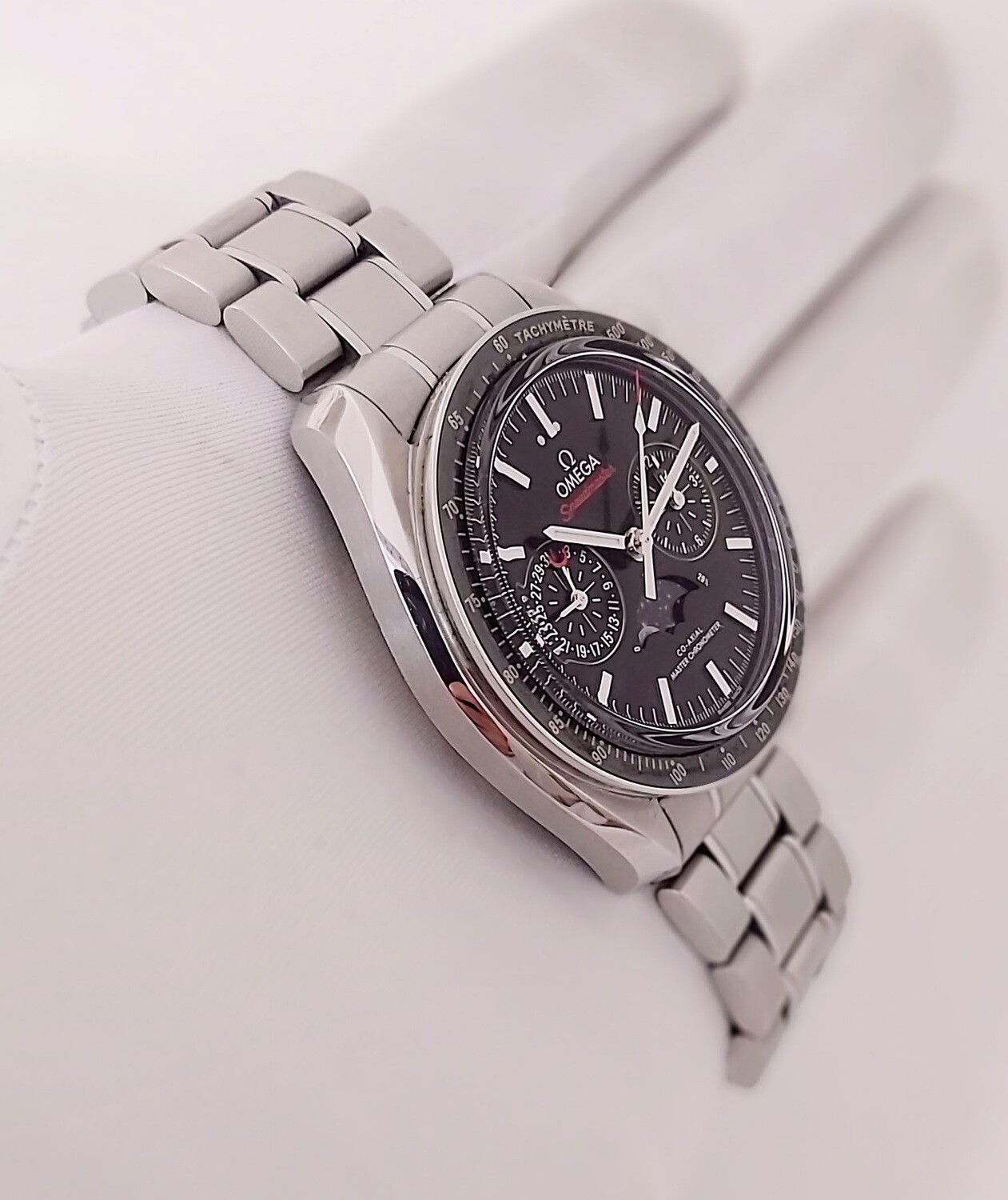 Omega Speedmaster Chrono Moonphase - 304.30.44.52.01.001 Black Dial 44mm