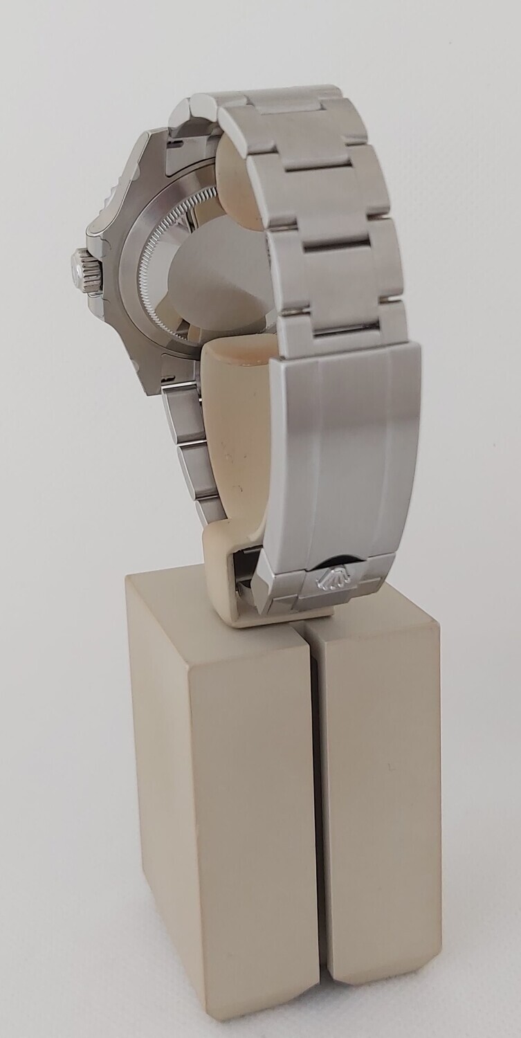 Rolex Submariner 126610LN - 2021 - Unworn