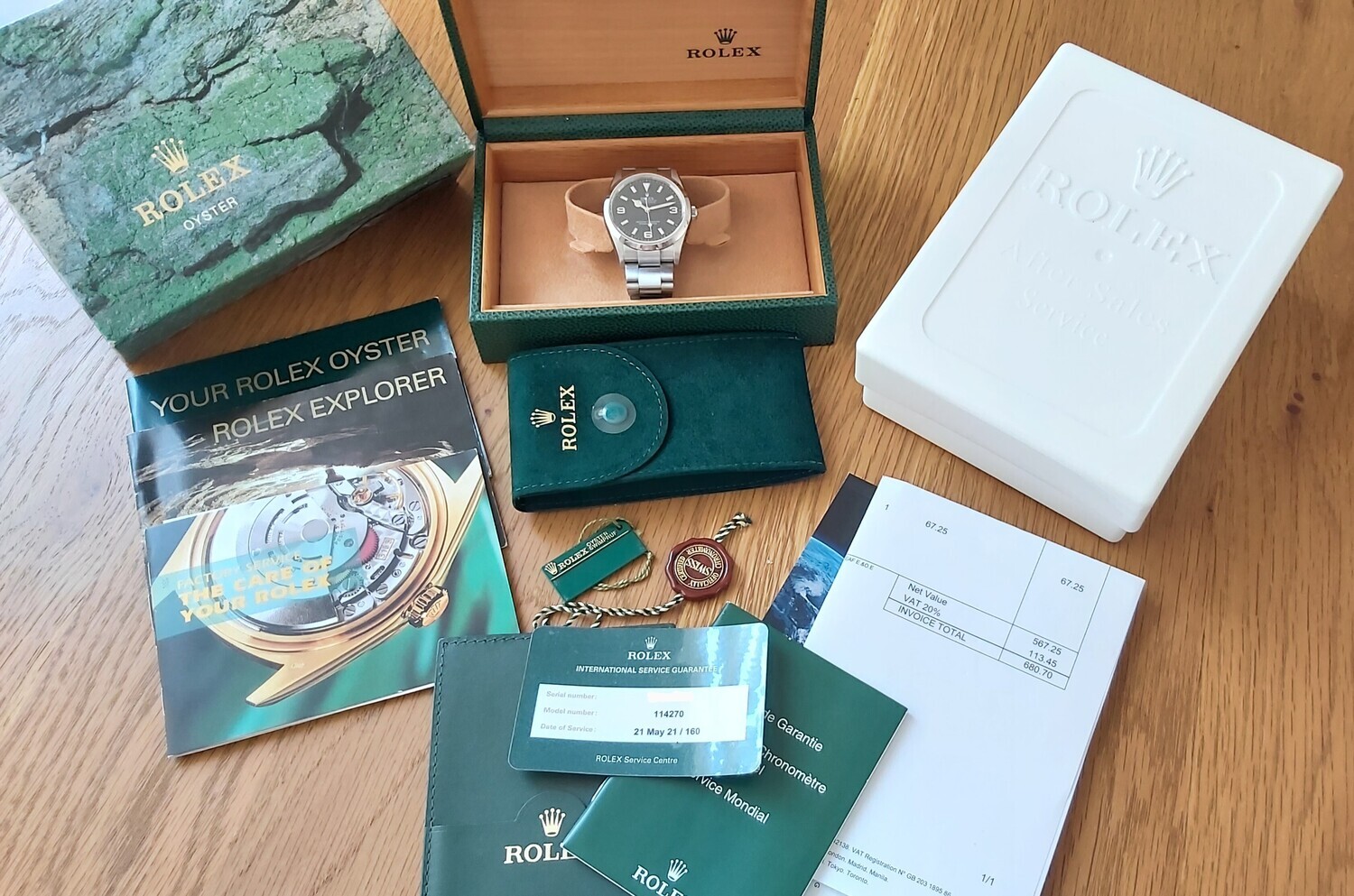 Rolex Explorer 114270 - 2005 - Rolex Serviced May 2021