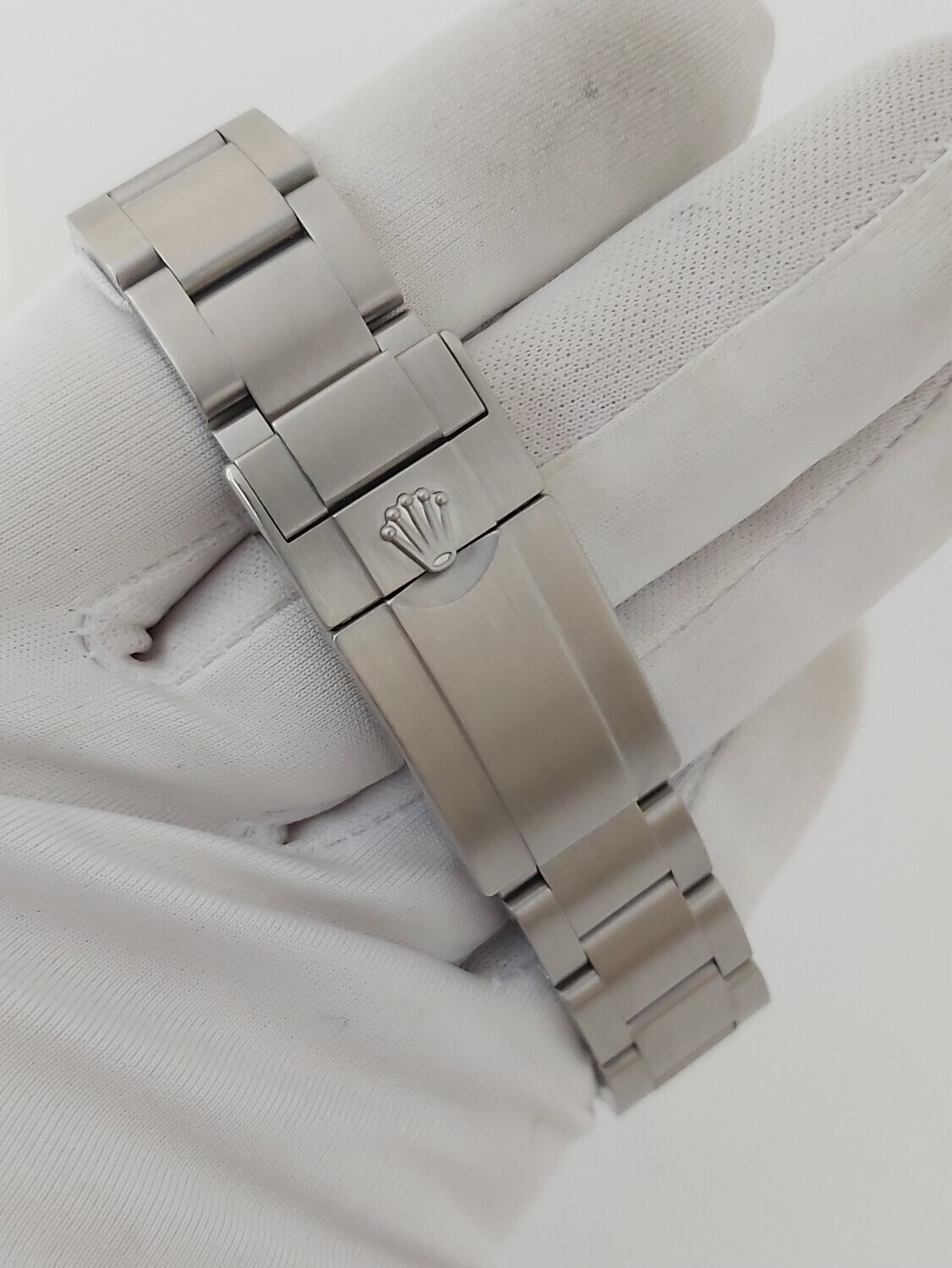 Rolex Explorer 214270, Complete Set - 2014