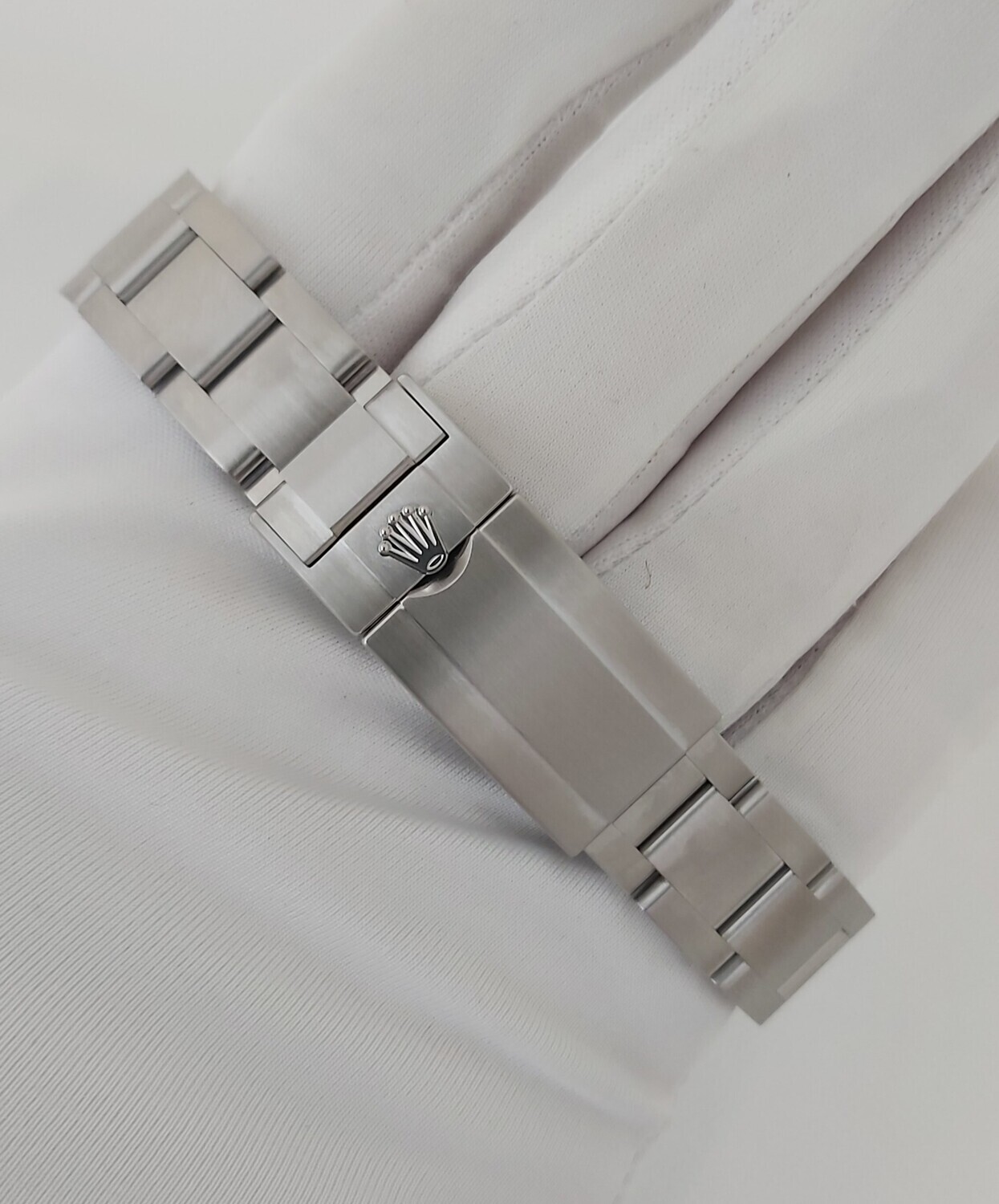 Rolex Explorer 124270 - New 36mm - 2021 New &amp; Unworn