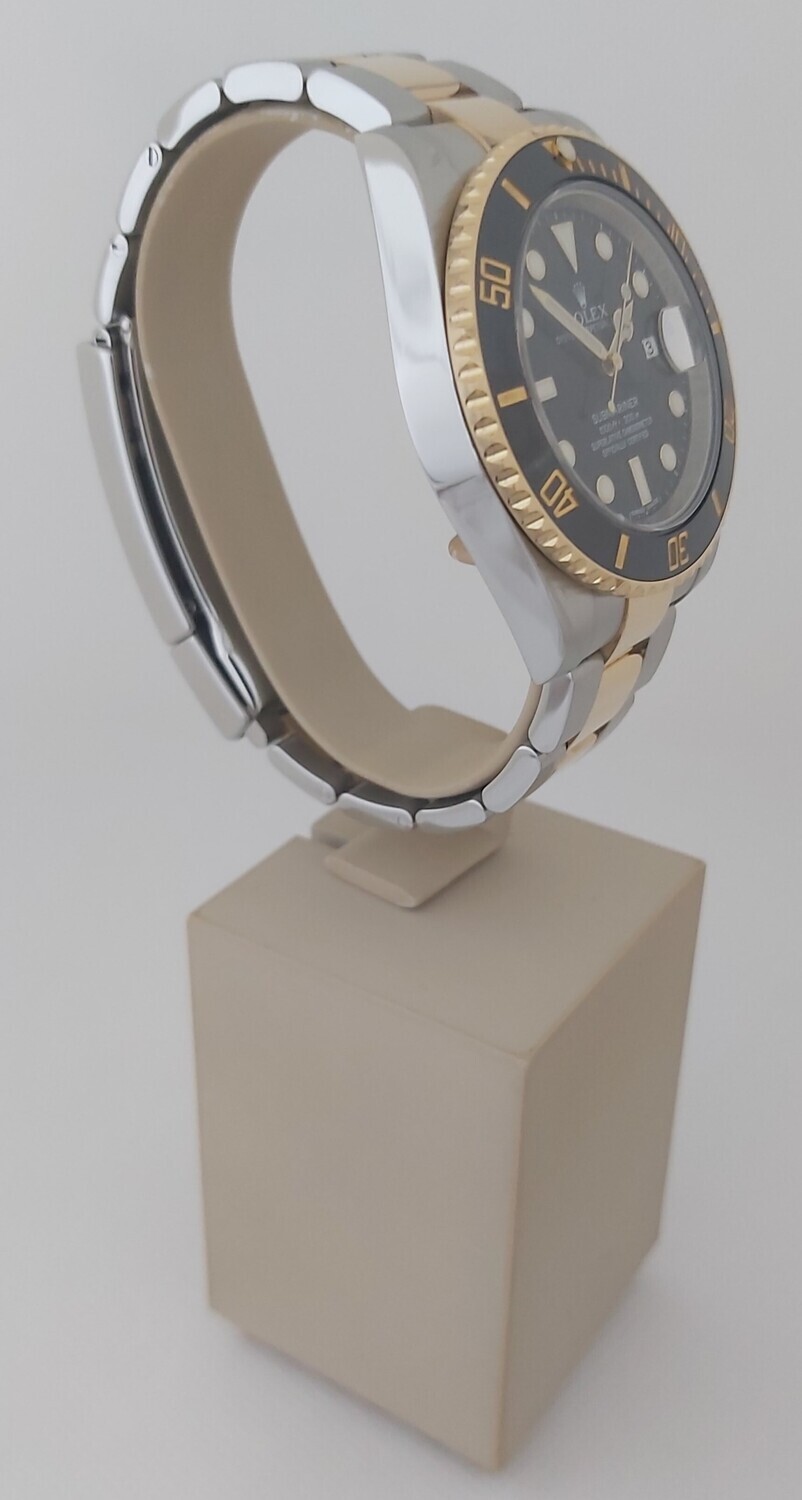 Rolex Submariner 116613LN - 2015 Full Set