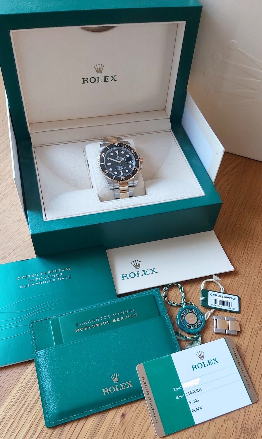 Rolex Submariner 116613LN - 2015 Full Set