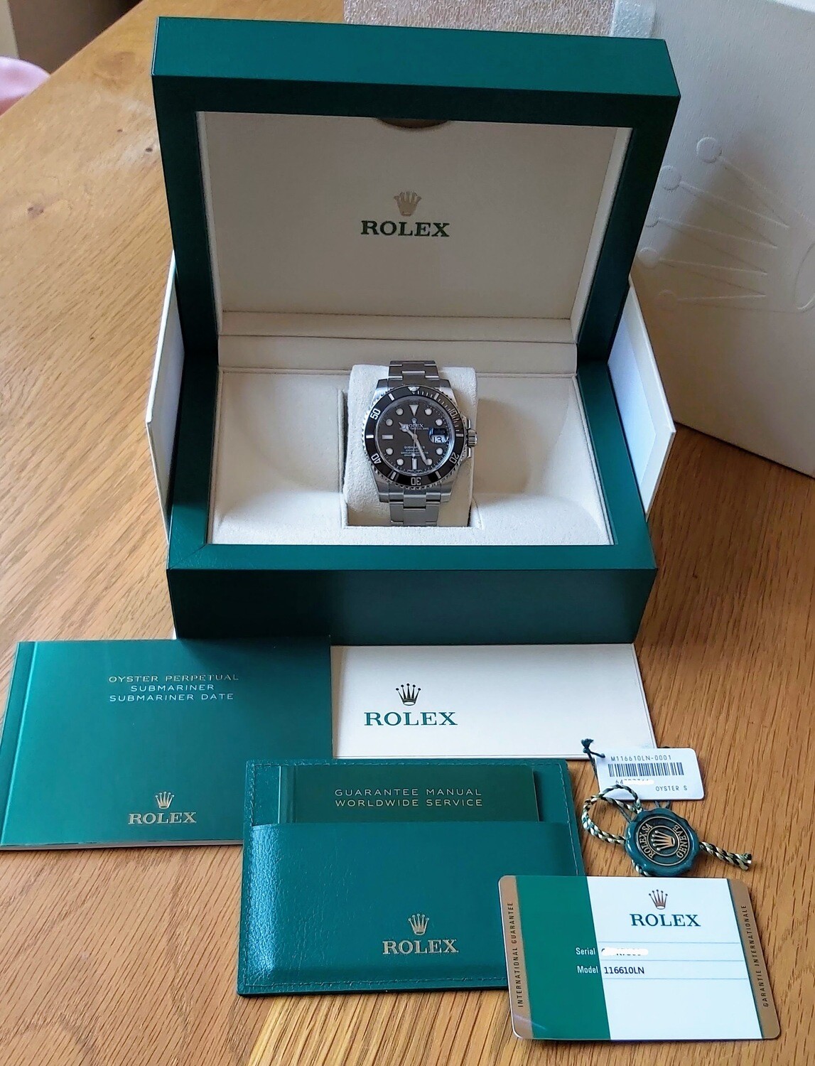 Rolex Submariner 116610LN - Full Set - 2016