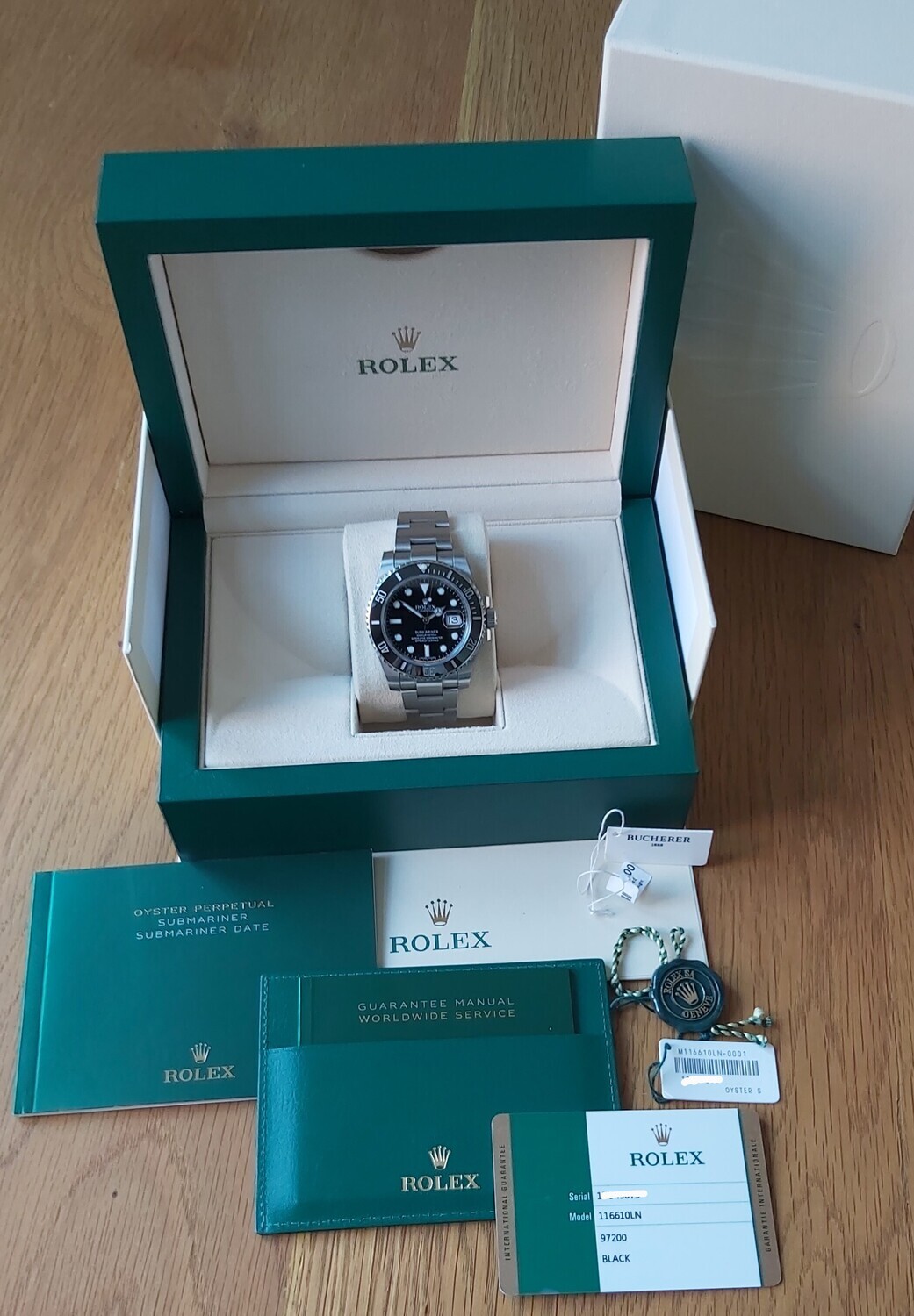 Rolex Submariner 116610LN - Full Set - 2017 - Bucherer receipt included