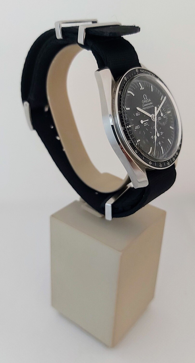 Omega Speedmaster Professional Moonwatch 311.30.42.30.01.005 - 2015 Full Set