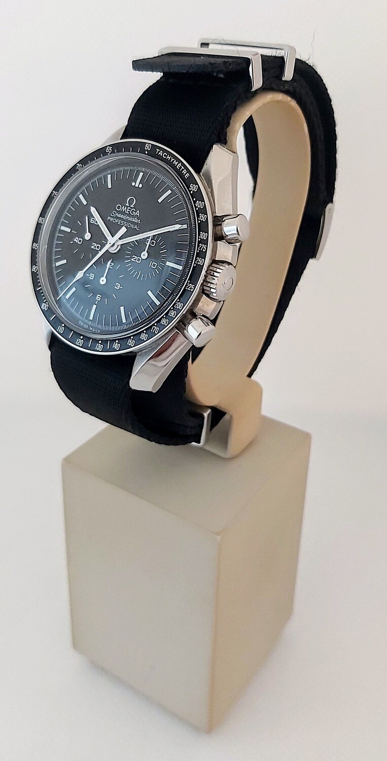 Omega Speedmaster Professional Moonwatch 311.30.42.30.01.005 - 2015 Full Set