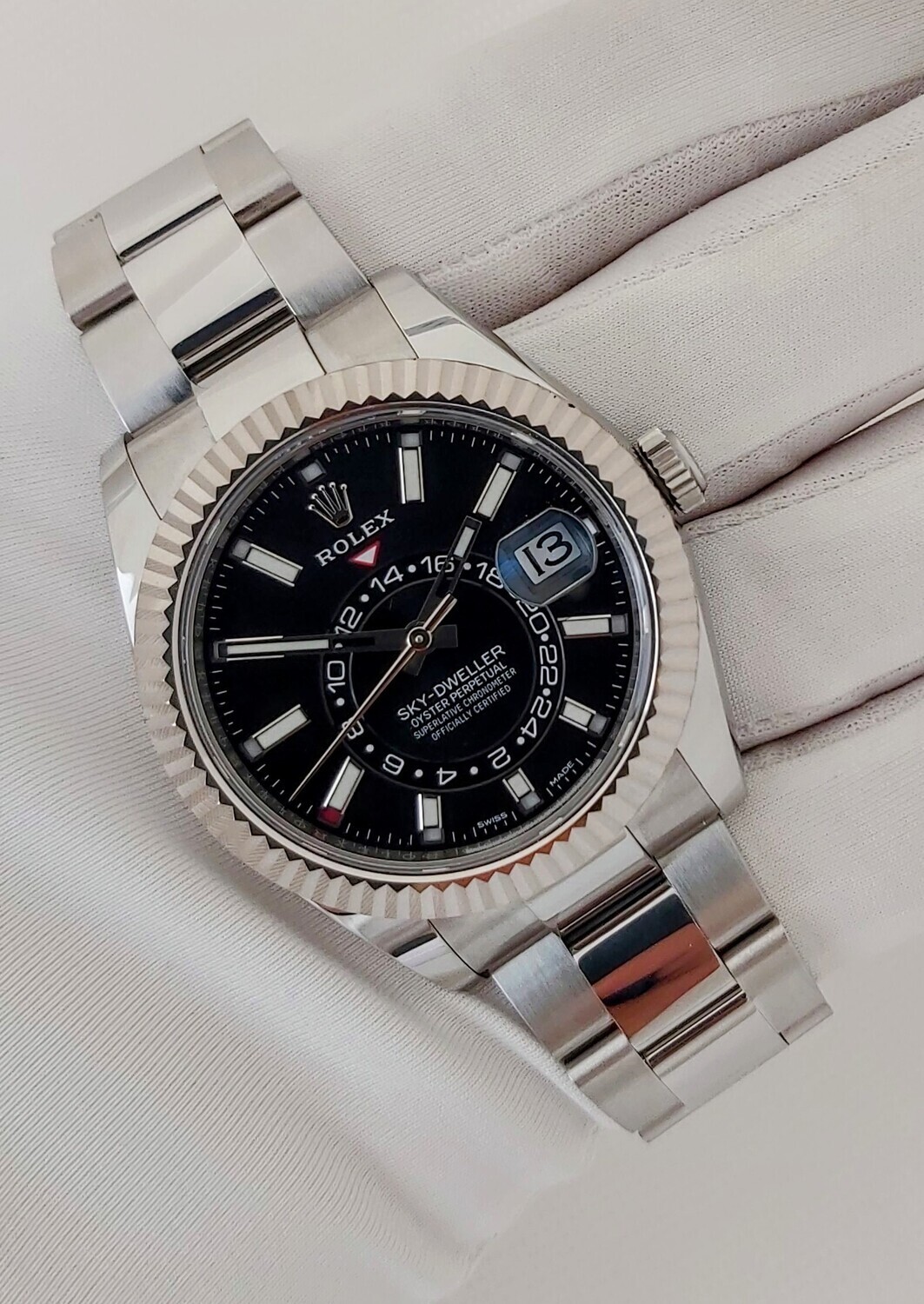 Rolex Sky Dweller 326934 - 2021 - Black Dial - Full Set - Excellent Condition