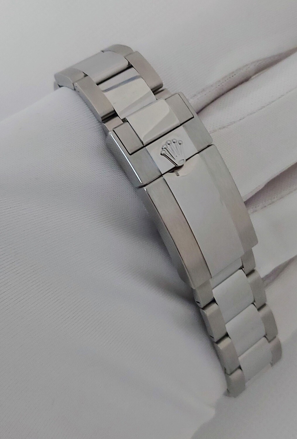 Rolex GMT Master II 126710BLRO &#39;Pepsi&#39; 2021 - Full Set - Unworn Condition