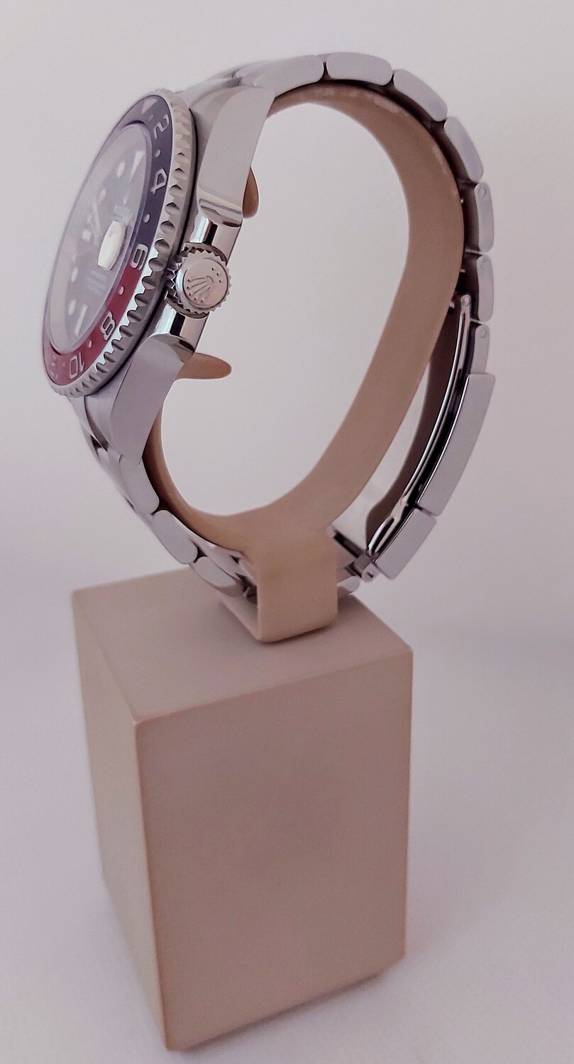 Rolex GMT Master II 126710BLRO &#39;Pepsi&#39; 2021 - Full Set - Unworn Condition