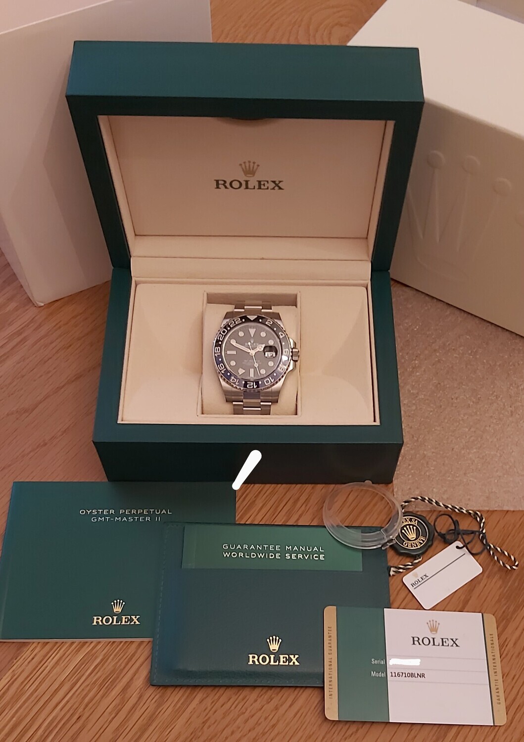 Rolex GMT Master II 116710BLNR &#39;BATMAN&#39; - 2018 - Unpolished Full Set