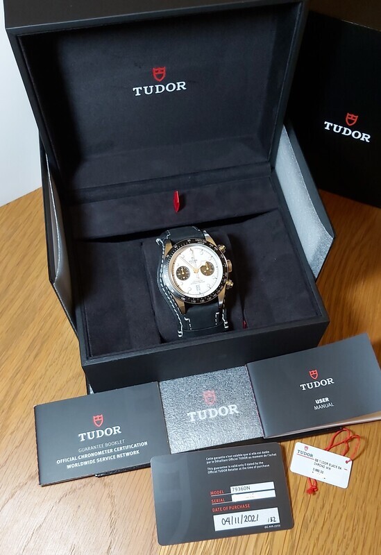 Tudor Black Bay Chrono - Panda Dial - 79360N Chronograph - 2021 Full Set