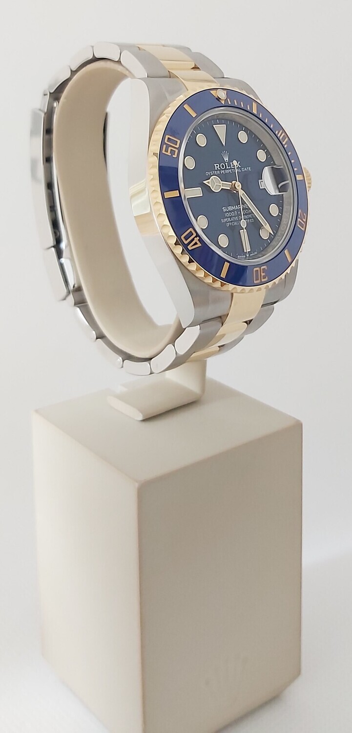 Rolex Submariner 126613LB - 2021 Full Set - New &amp; Unworn