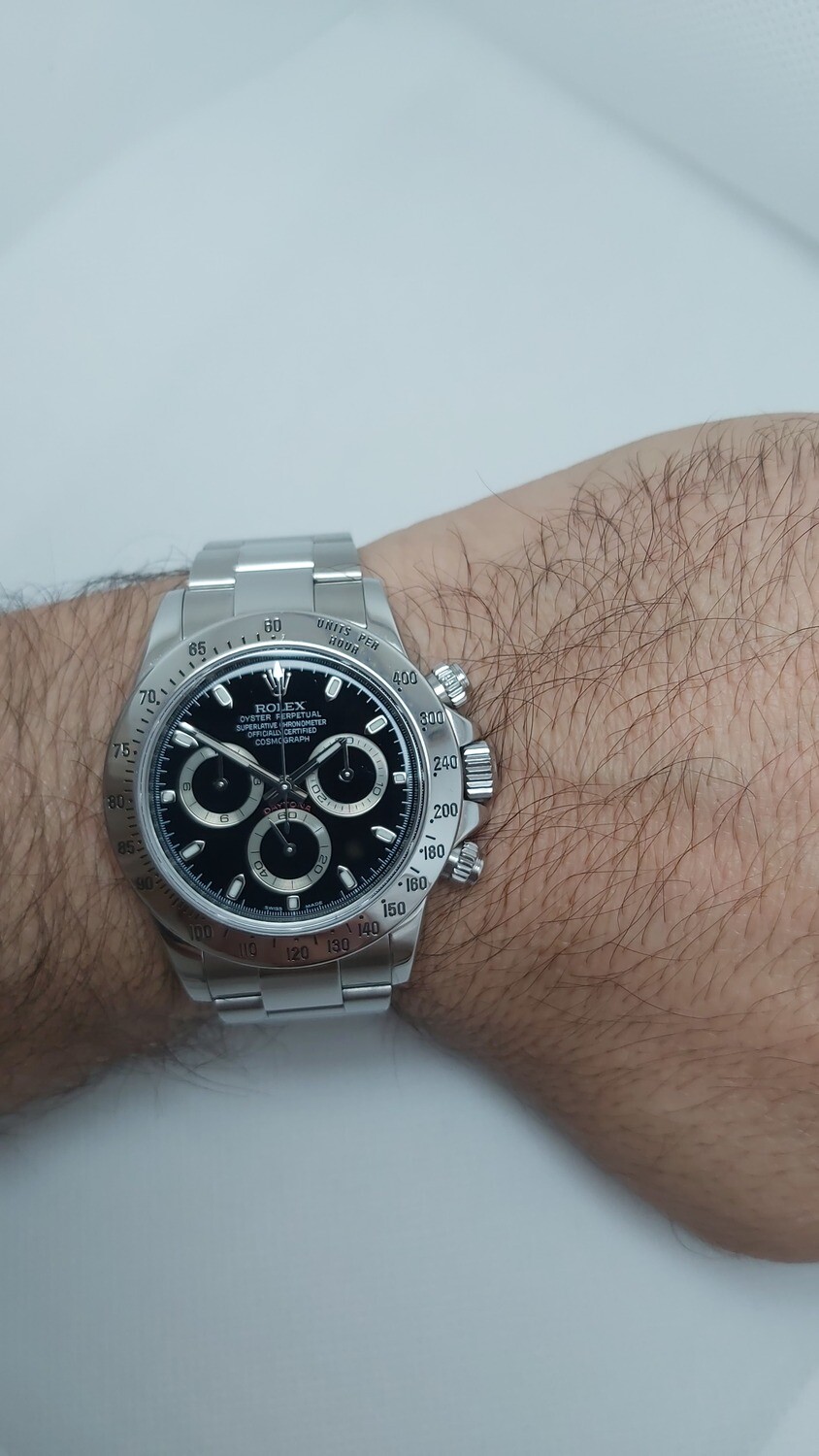 Rolex Daytona 116520 Black Dial - Stainless Steel - 2009 Box &amp; Papers