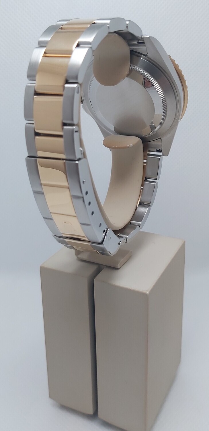 Rolex Submariner 16613LB - 2008 Full Set