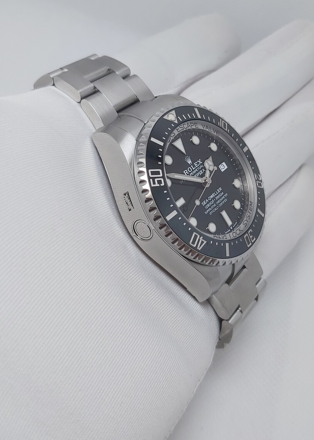 Rolex Sea-Dweller Deepsea 126660 - 2022 New/Unworn - Discontinued &amp; Fully Stickered