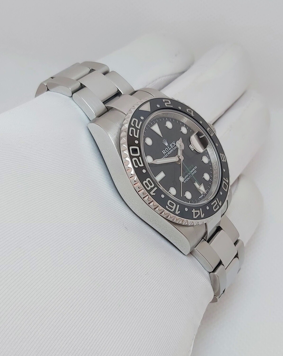 Rolex GMT Master II 116710LN - 2017 Full Set - Excellent condition