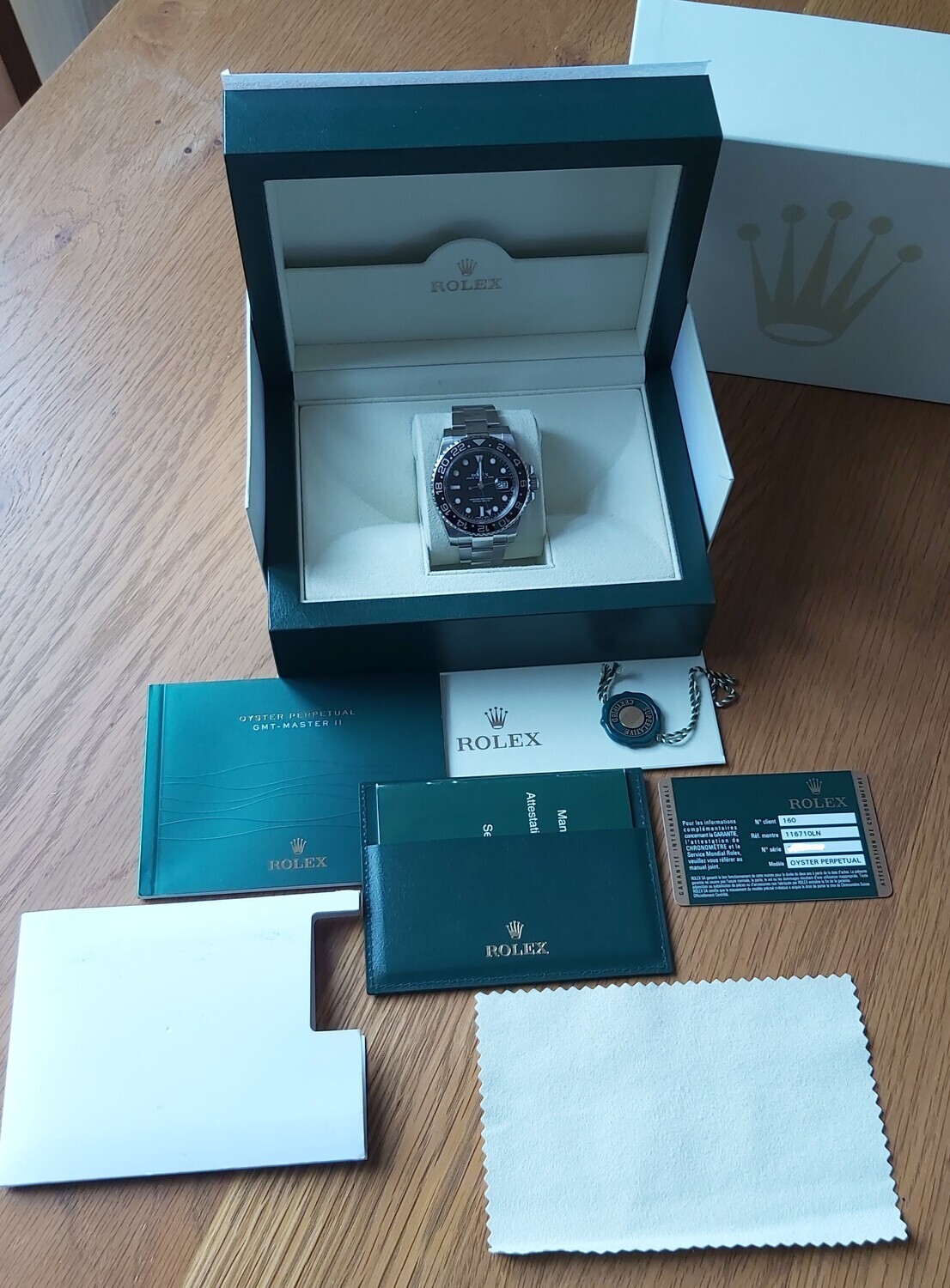 Rolex GMT Master II 116710LN - 2014 Full Set - Excellent condition