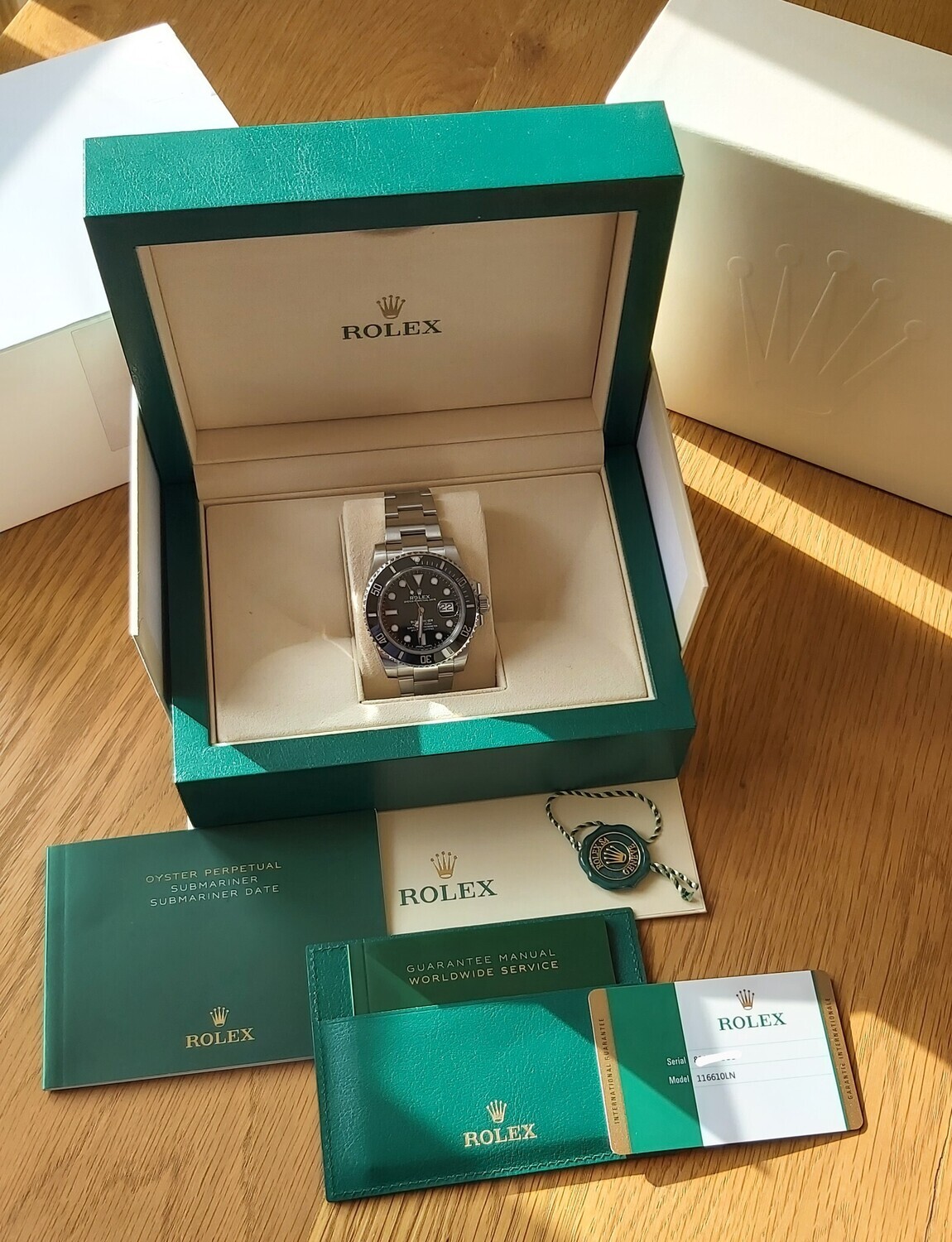 Rolex Submariner 116610LN - Full Set - 2018 - Excellent Condition