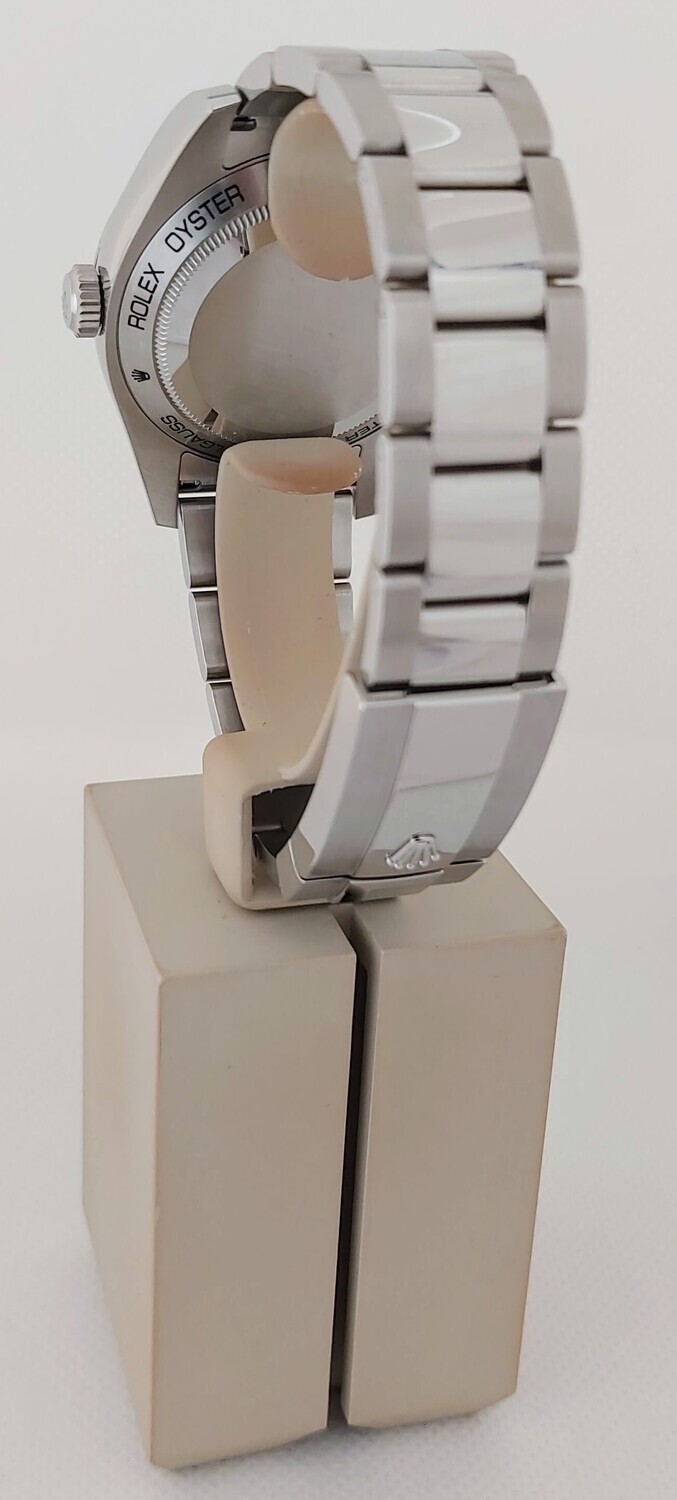 Rolex Milgauss 116400GV, 2017 Full Set - Excellent Condition