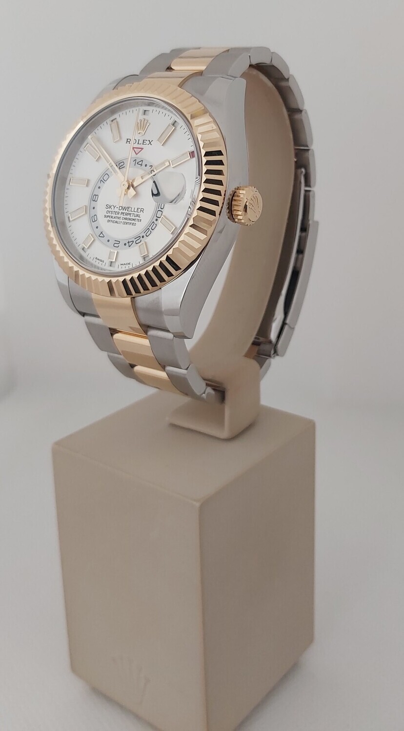 Rolex Sky-Dweller 326933 - 2021 White Dial Full Set - New &amp; Unworn