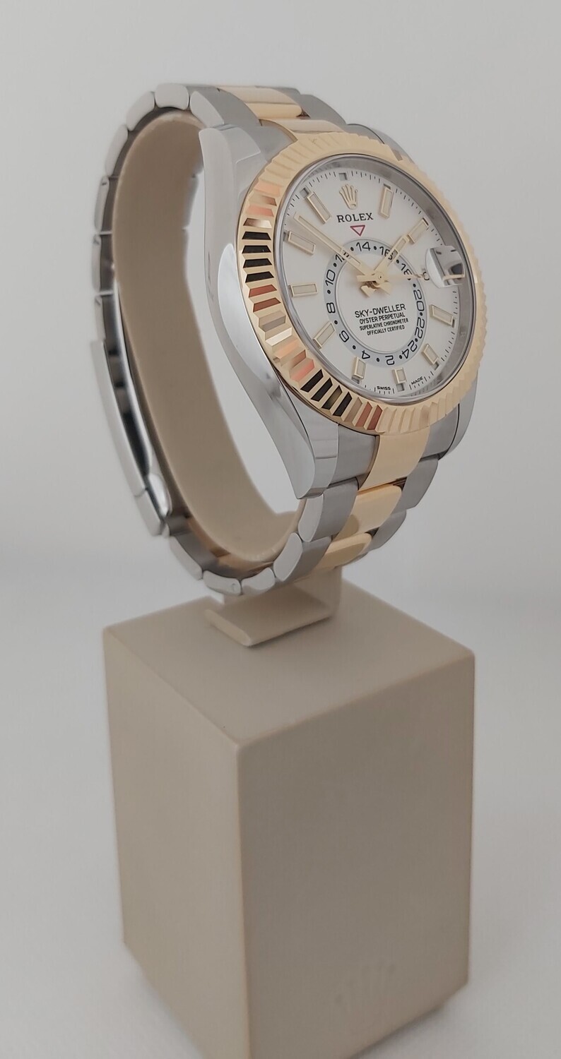 Rolex Sky-Dweller 326933 - 2021 White Dial Full Set - New &amp; Unworn