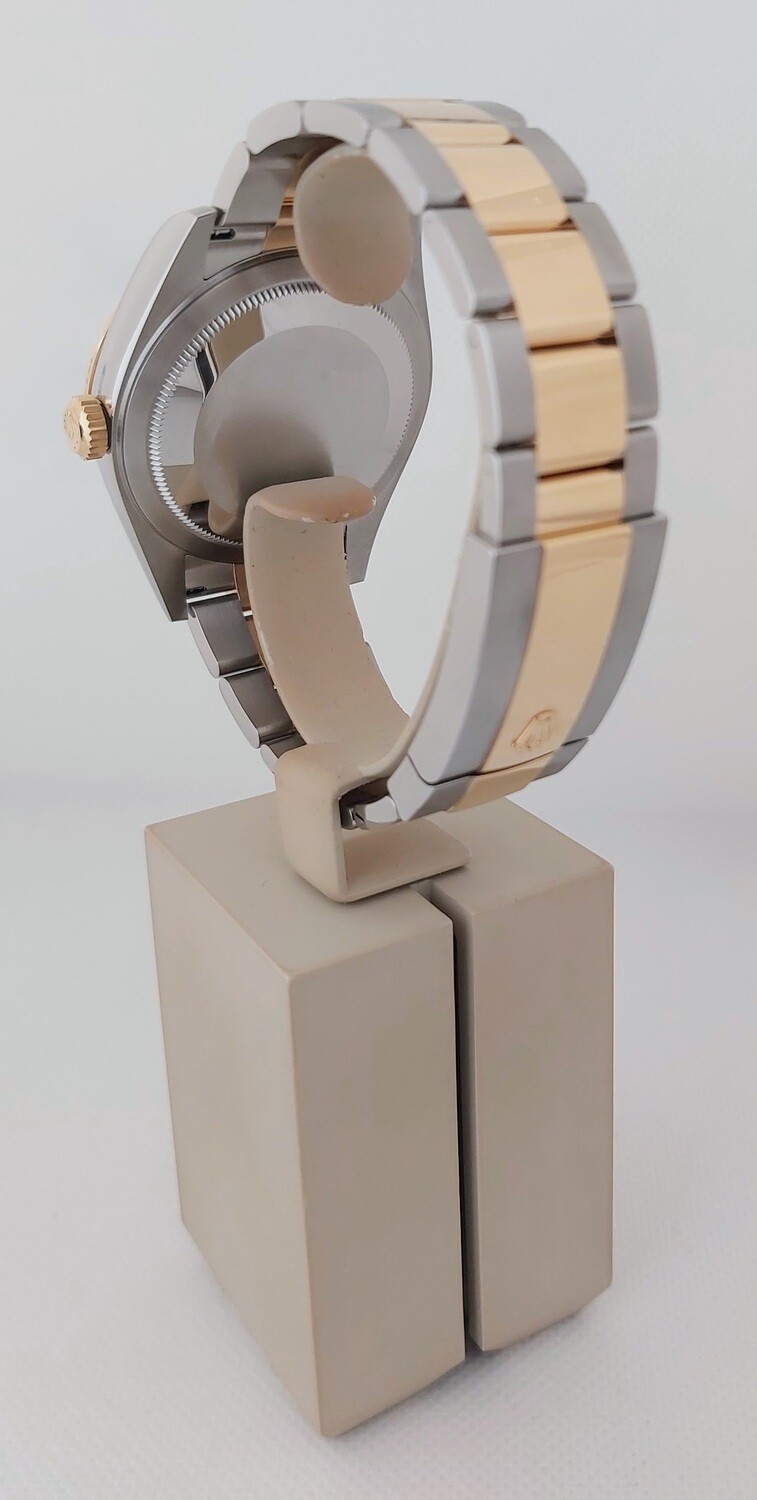 Rolex Sky-Dweller 326933 - 2021 White Dial Full Set - New &amp; Unworn