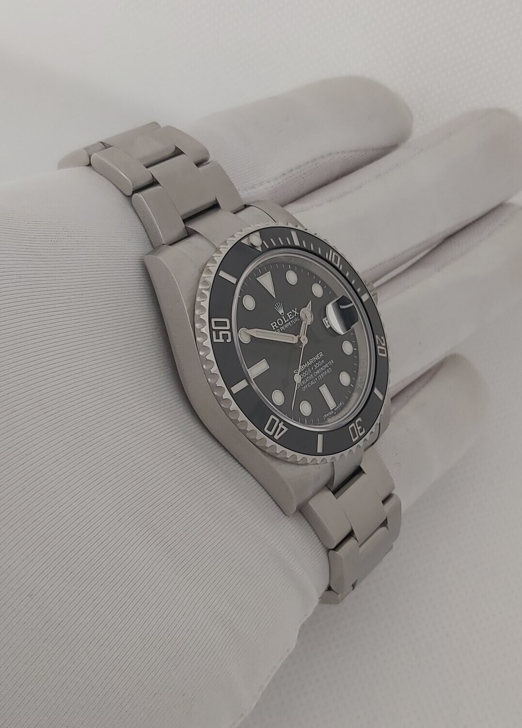 Rolex Submariner Date 116610LN - 2020 Full Set - ** True Unworn Collectors Set**