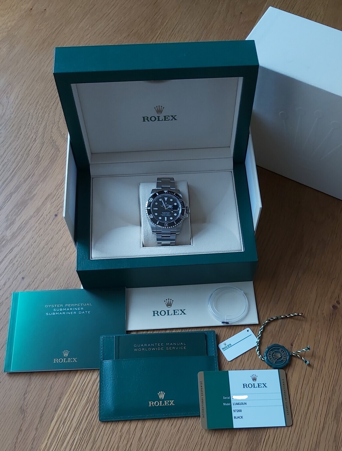 Rolex Submariner Date 116610LN - 2020 Full Set - ** True Unworn Collectors Set**