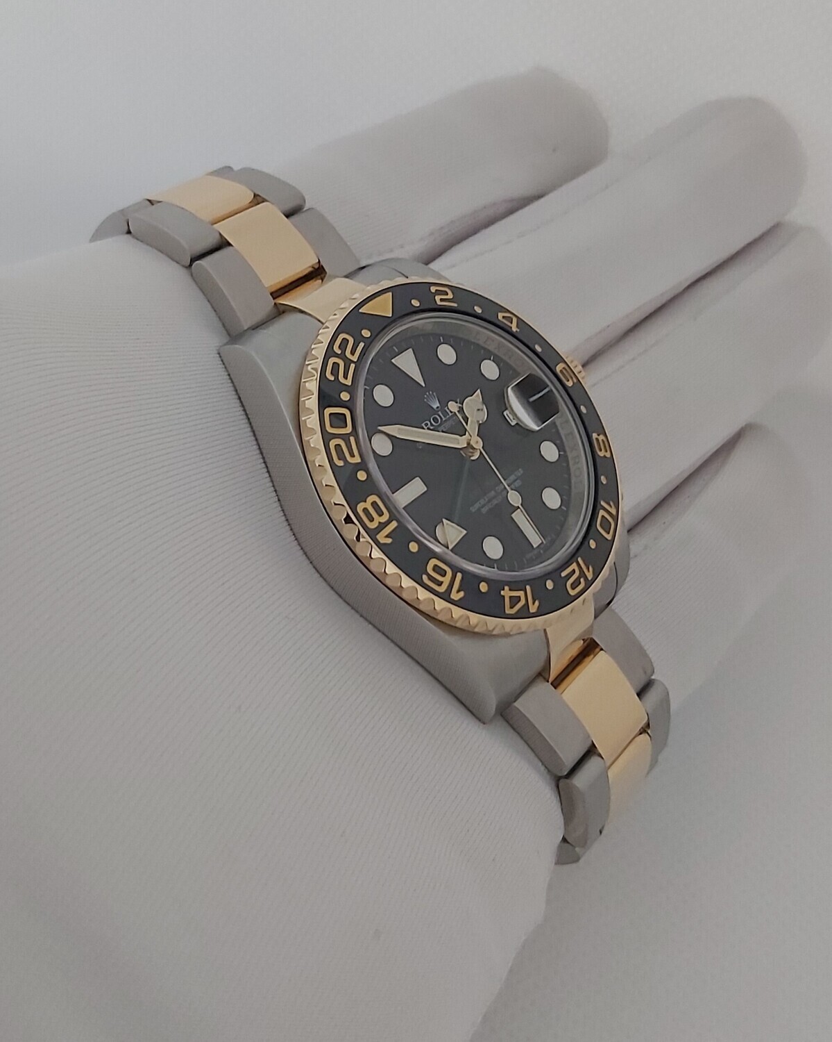 Rolex GMT Master II 116713LN - Full Set - 2018