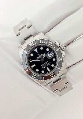 Rolex Submariner Date 116610LN - 2020 Full Set - ** True Unworn Collectors Set**