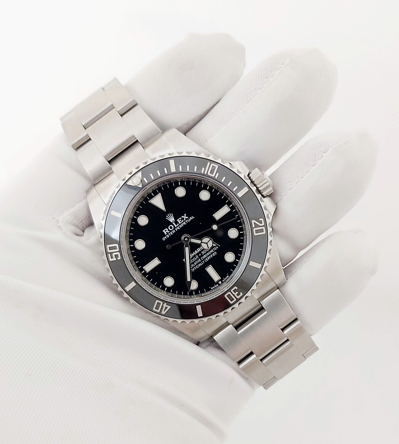 Rolex Submariner 124060, 41mm, New & Unworn, Full Set