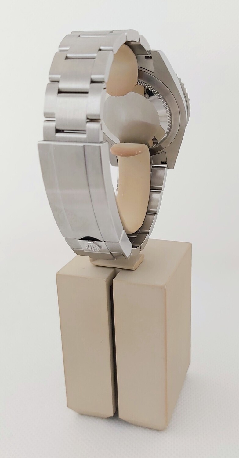 Rolex Submariner 124060, 41mm, New &amp; Unworn, Full Set